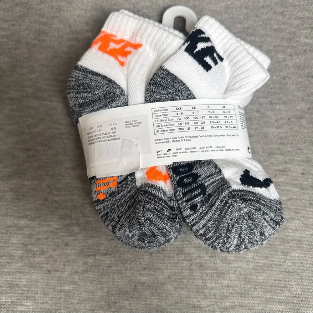 NIKE Boys‎ Socks Ankle Cushioned School Kids 6 Pair Shoe Size 7C-10C White Gray